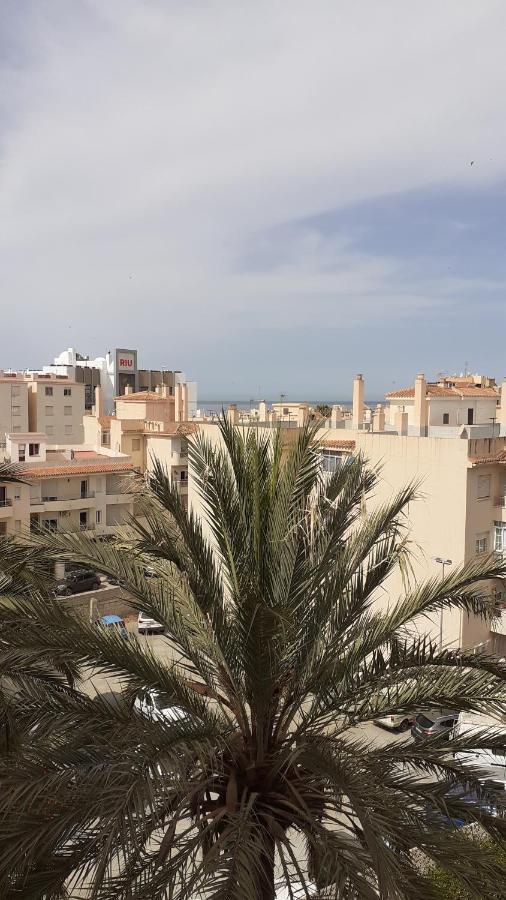 Апартаменти Amplio Piso Al Lado De La Playa En Нерха Екстер'єр фото